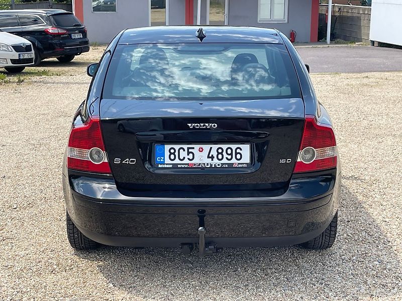 Volvo S40 1.6D 80kw*VYHŘEV.SED*NOVÁ STK* - fotka 4 z 28