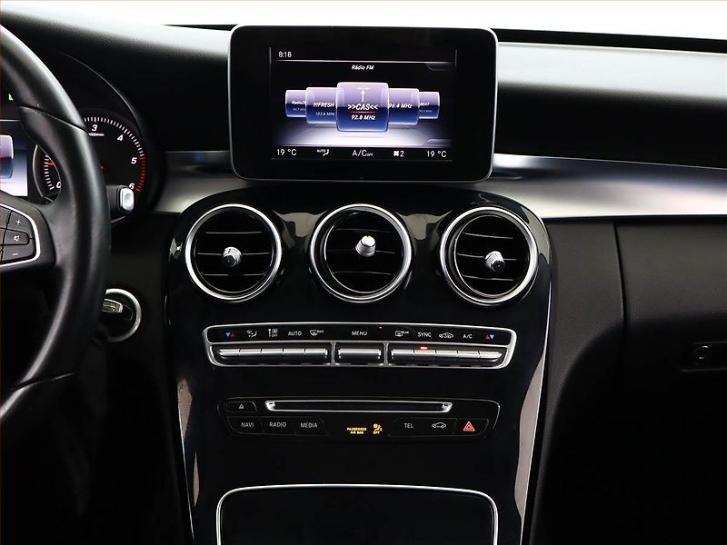 Mercedes-Benz Třídy C (2015) AMG Style C 300 h, Automat - fotka 10 z 20