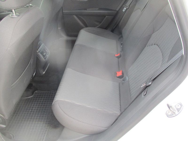 Seat Leon 1,2TSi 77kW STYLE FULL LED - fotka 44 z 48