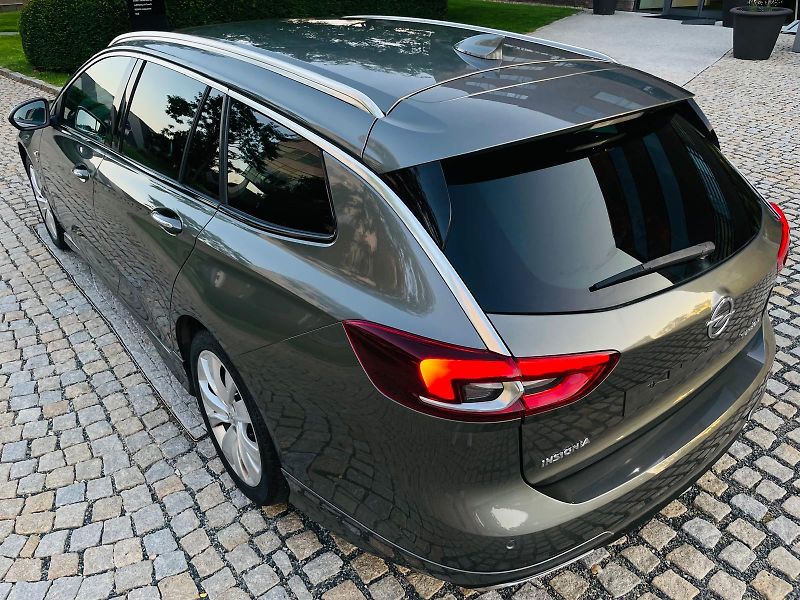 Opel Insignia 2.0CDTi MAN SERVISKA TAŽNÉ LED - fotka 16 z 55