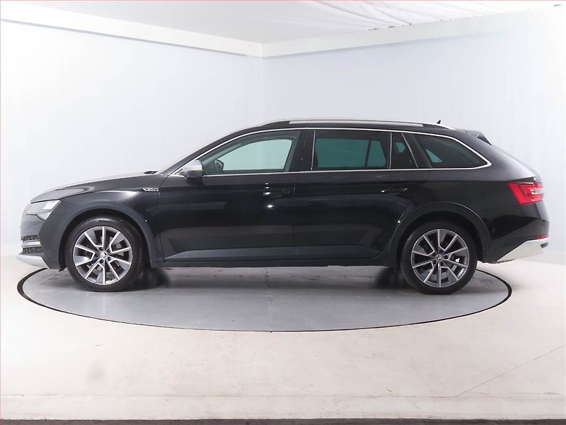 Škoda Superb (2021) Scout 2.0 TDI - fotka 3 z 14