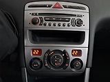 Peugeot 308 (2012) 1.6 HDi, 7 míst, po STK - náhled 15