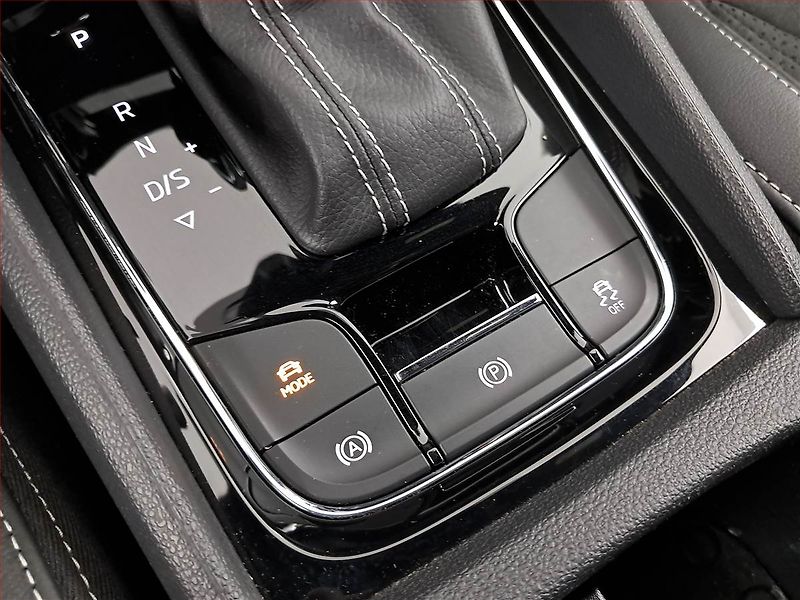 Škoda Kodiaq (2023) Sportline 1.5 TSI - fotka 18 z 22