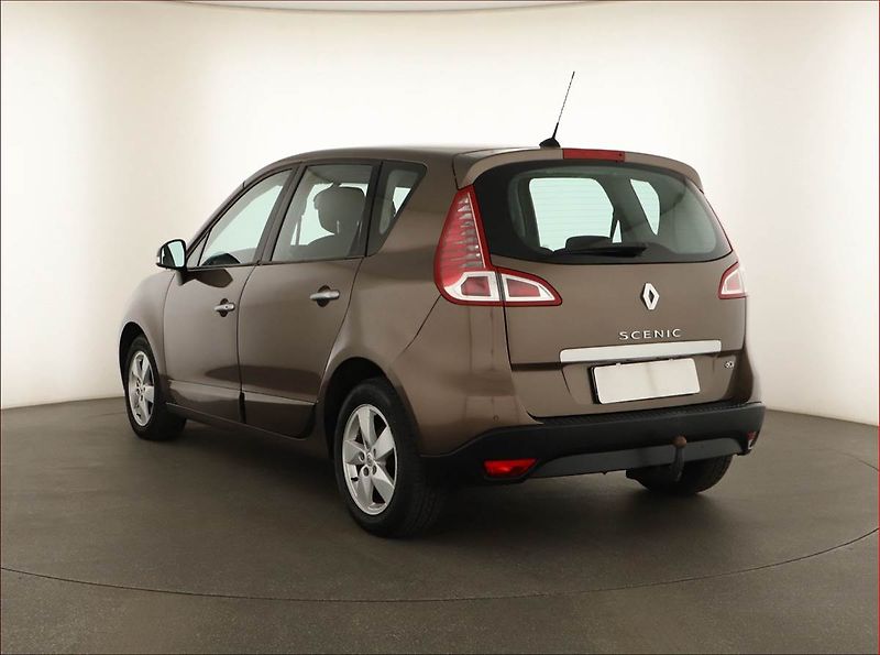 Renault Scénic (2009) 1.9 dCi, po STK, Tažné - fotka 4 z 14