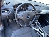 BMW X1 (2010) 2.0d sDrive18d, AC, TZ, park - náhled 12