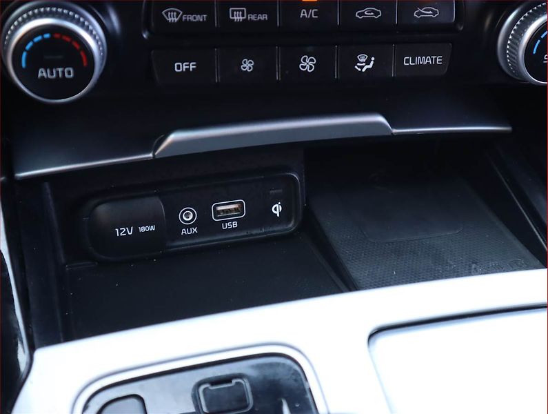 Kia Stinger (2019) 2.0 T-GDI, Automat, Kůže, Navi - fotka 21 z 23