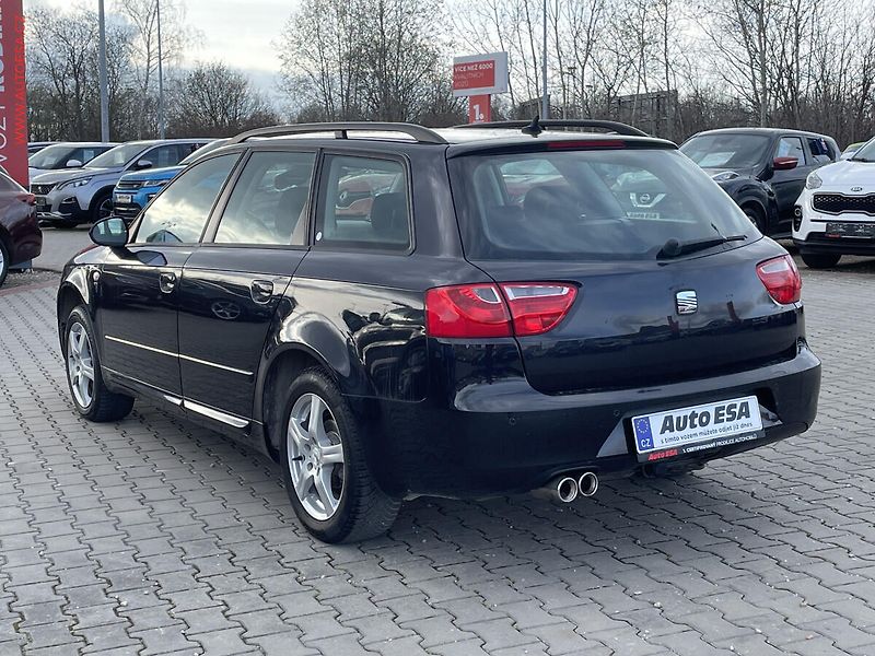 Seat Exeo (2009) 2.0TDi, Sport, bíxen, šíbr - fotka 6 z 15