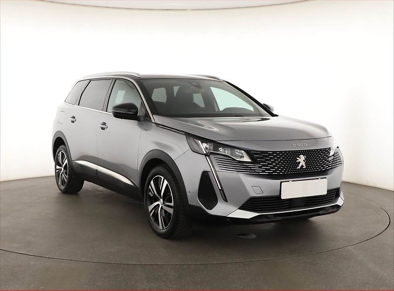 Peugeot 5008 (2023) GT Line 1.5 BlueHDi - fotka 1 z 21