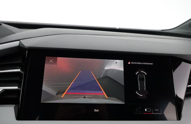 Audi Q4 50 e-tron Q SoH 92% Kamera  - fotka 17 z 23
