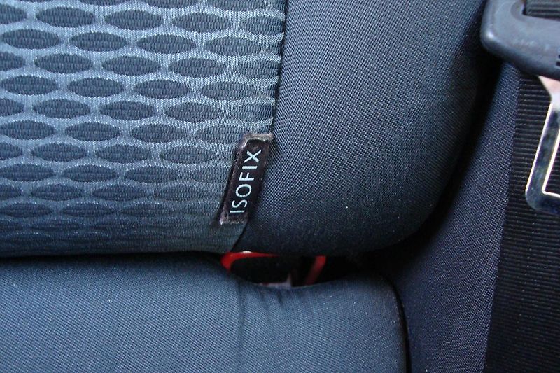 Volkswagen Golf (2011) VI.1.6TDi,ČR,S.kn1.MajSTK 8/27 - fotka 37 z 67