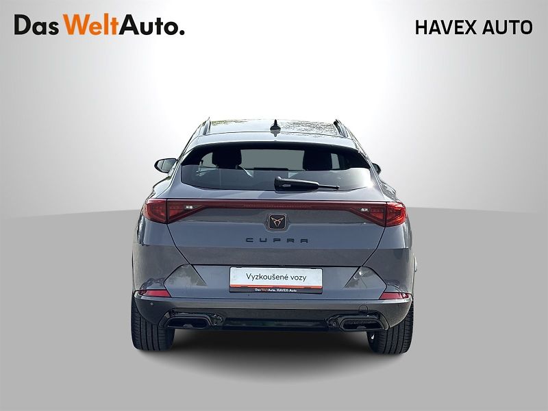 Cupra Formentor (2024) 1.5 TSI DSG - fotka 32 z 32