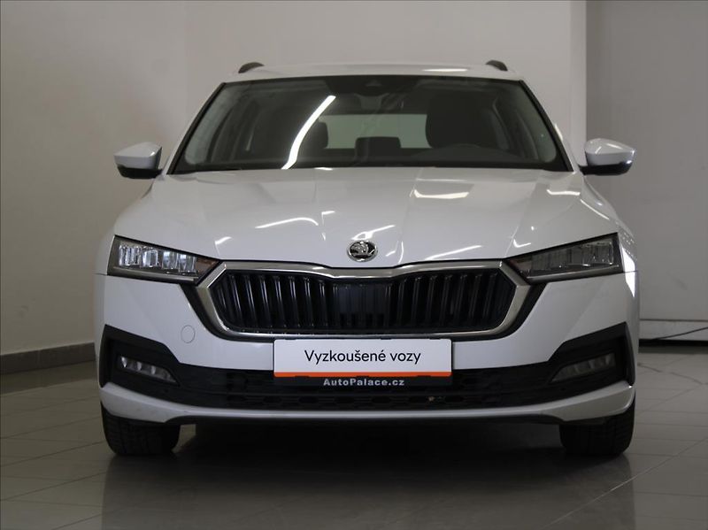 Škoda Octavia 2,0 TDi DSG Ambi. Výprodej! - fotka 2 z 20