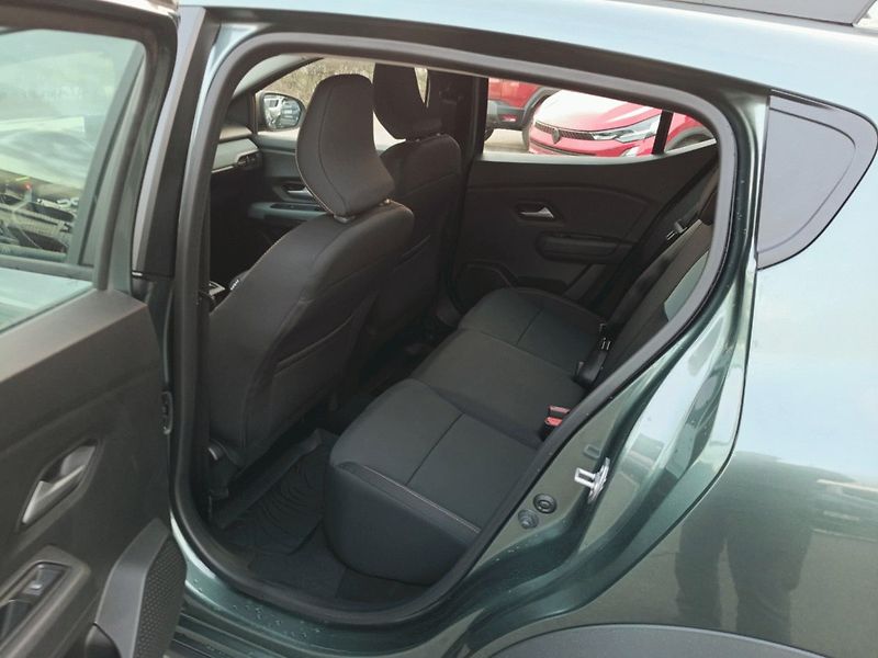 Dacia Sandero (2026) Stepway Extreme Eco-G 120 auto - fotka 21 z 26
