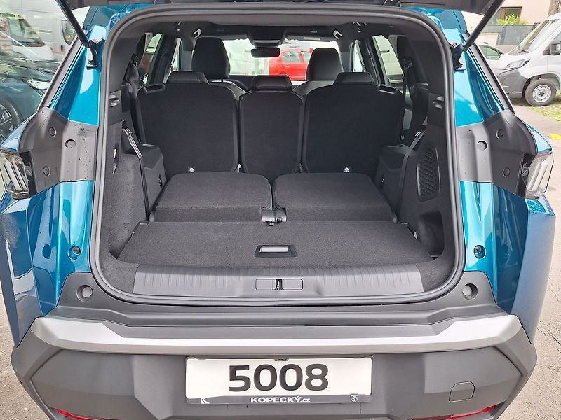 Peugeot 5008 (2026) BUSINESS Hybrid 145 e-DCS6 - fotka 6 z 22