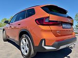 BMW X1 (2025) xDrive 20d PANORAMA Tažné HUD - náhled 6