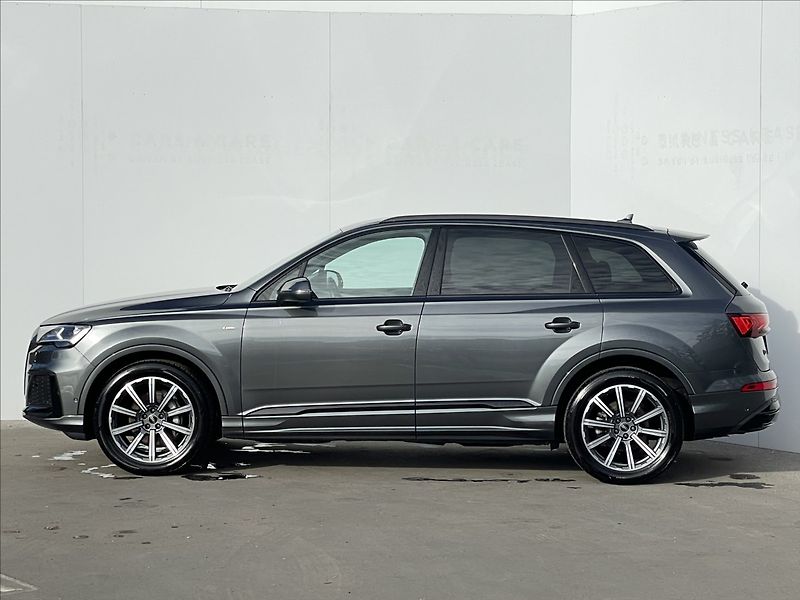 Audi Q7 3,0 50 TDI quattro S line - fotka 2 z 23