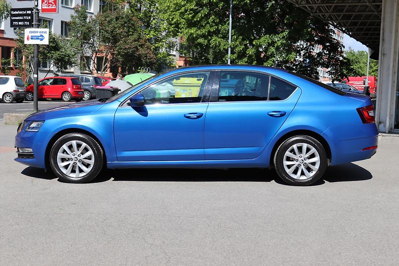 Škoda Octavia 2.0TDI DSG 110kW ČR DPH - fotka 15 z 50