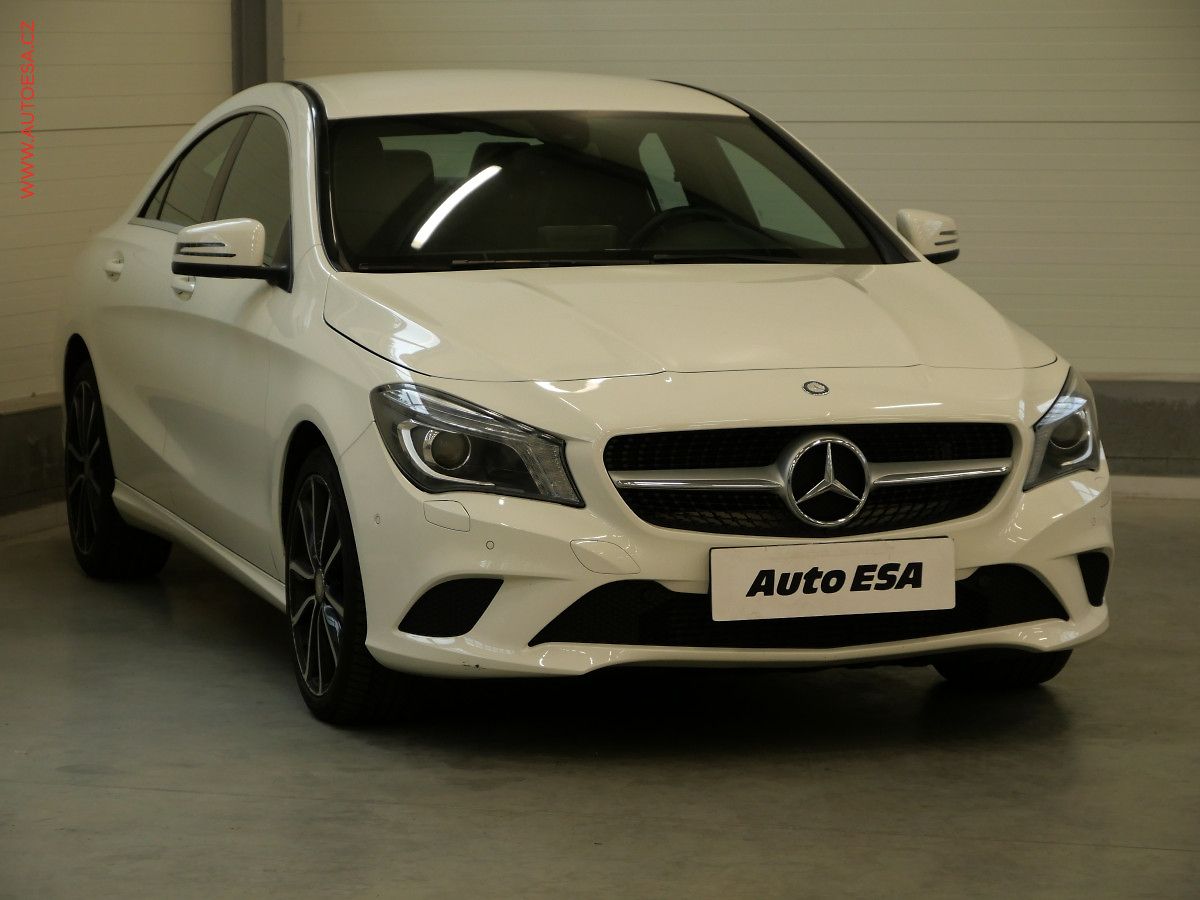 Mercedes-Benz CLA 1.6i 180, 1.maj,ČR, AT