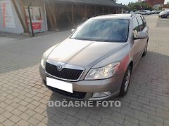 Škoda Octavia (2010) 1.6TDi, DSG - fotografie inzerátu