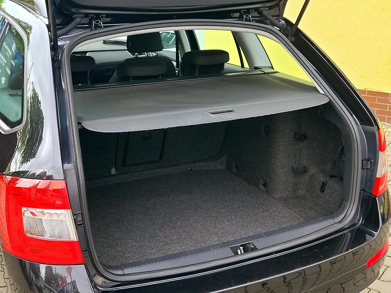 Škoda Octavia 1,4TSi SERV.KNIHA, rozvody     - fotka 14 z 48