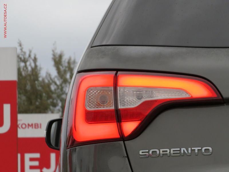 Kia Sorento (2015) 2.2CRDi, 2.maj,ČR, AT - fotka 29 z 29