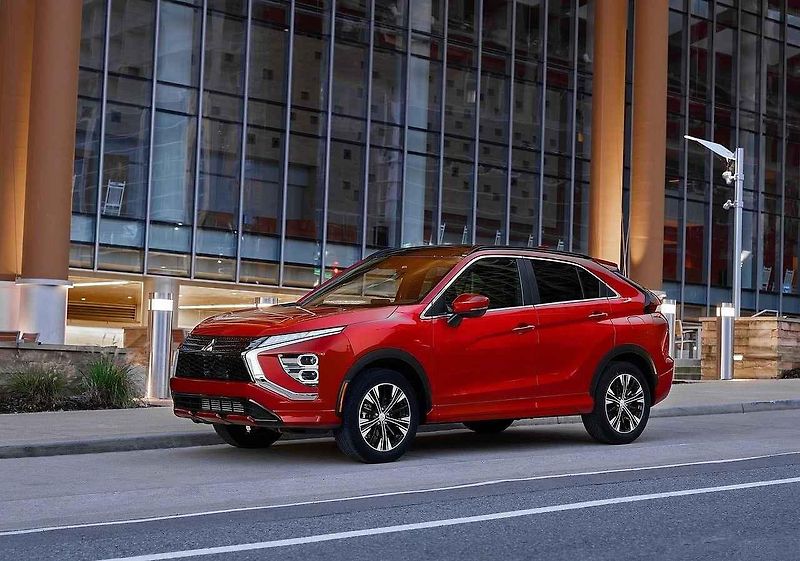 Nabídka vozů s pohonem plug-in hybrid začíná v kategorii nižší střední třída.