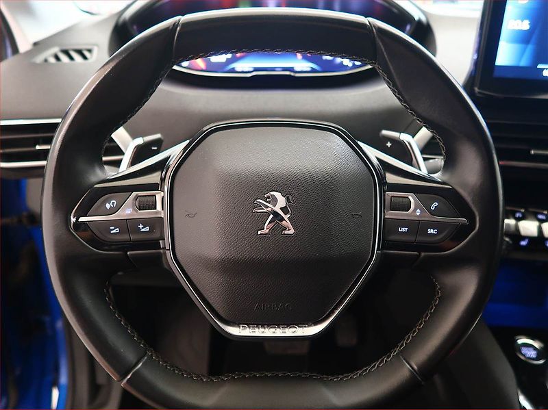 Peugeot 3008 (2022) 1.5 BlueHDi - fotka 16 z 18