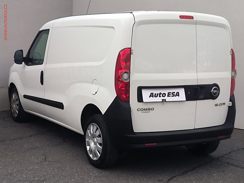 Opel Combo (2016) 1.6CDTi MAXi, ČR - fotka 6 z 19