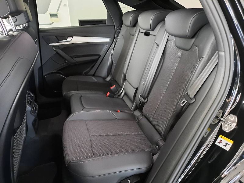 Audi Q5 (2024) 40 TDI quattro (150kW/204k) S - fotka 9 z 27