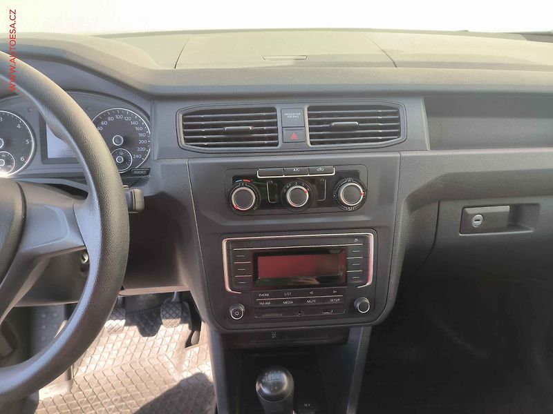 Volkswagen Caddy (2016) 1.6TDi, TZ, +kola - fotka 12 z 20