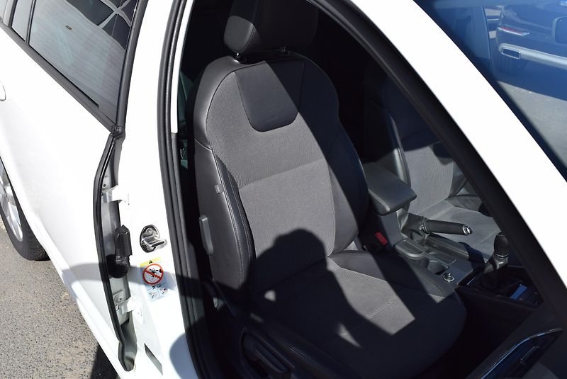 Škoda Octavia (2020) 2.0TDI 110kw AMBITION NAVI APP - fotka 39 z 48