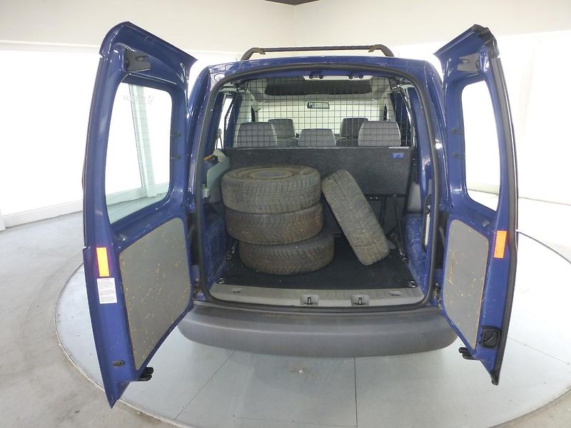 Volkswagen Caddy (2008) 1,9TDI*KLIMA*ALU*SADA KOL*5MÍS - fotka 18 z 20