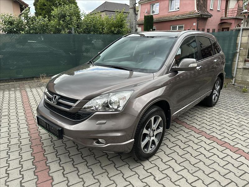 Honda CR-V 2,0 4x4 Executive TAŽNÉ TOP - fotka 9 z 26