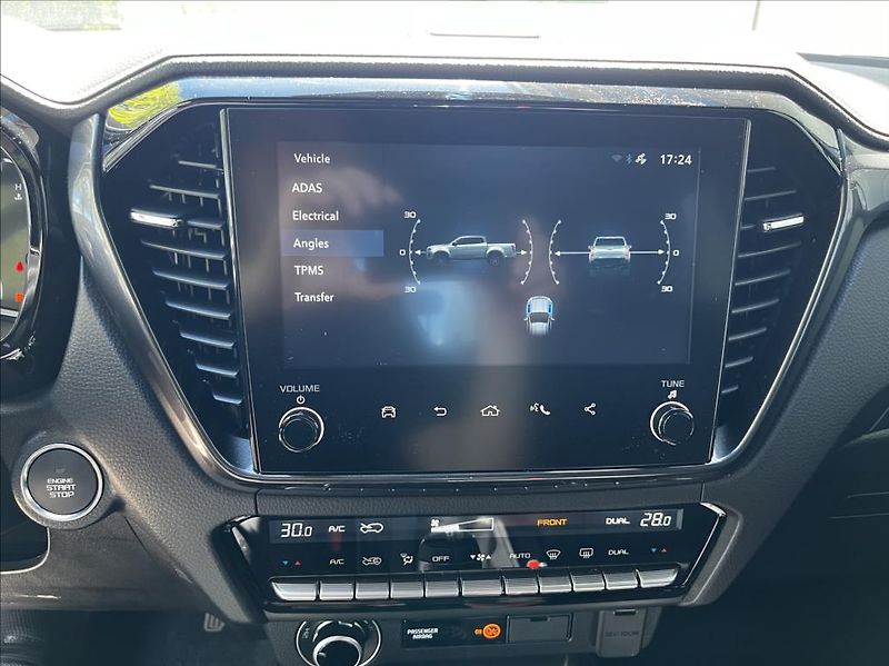 Isuzu D-Max 1,9 Double Cab  6A/T V-Cross M - fotka 20 z 28