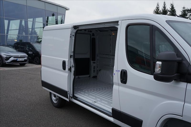 Citroën Jumper (2026) 2,2 BlueHDi 120 MAN6FG30 L2H1 - fotka 9 z 14