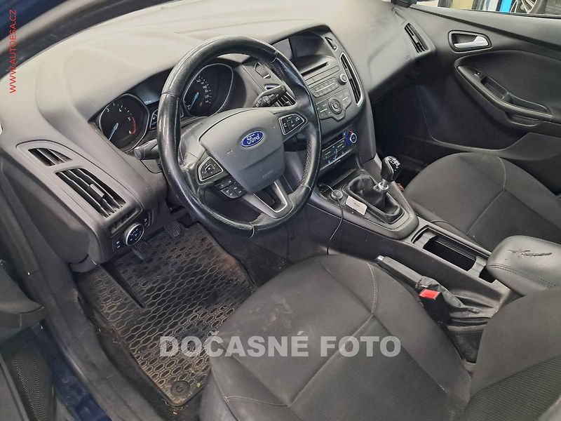 Ford Focus (2016) 1.5 D, ČR, servis.kniha - fotka 3 z 3