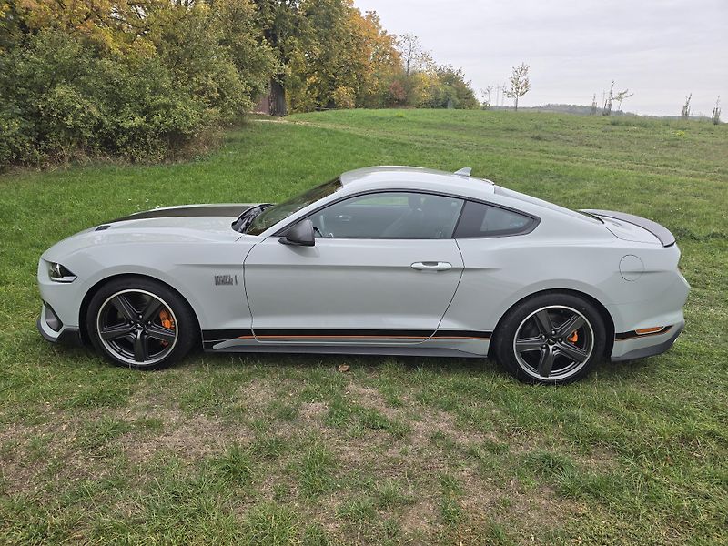 Ford Mustang (2022) Mach 1 - fotka 2 z 15