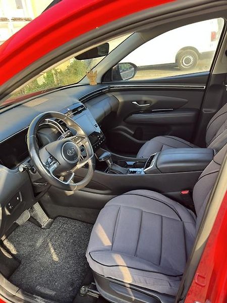 Hyundai Tucson (2022) 1.6 T-GDI/AT/1M.ČR/NAVI/ZÁRUKA - fotka 24 z 36