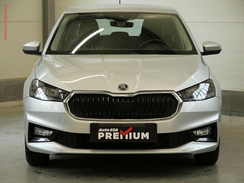 Škoda Fabia (2023) 1.0 TSi, ČR, Style - fotka 2 z 22