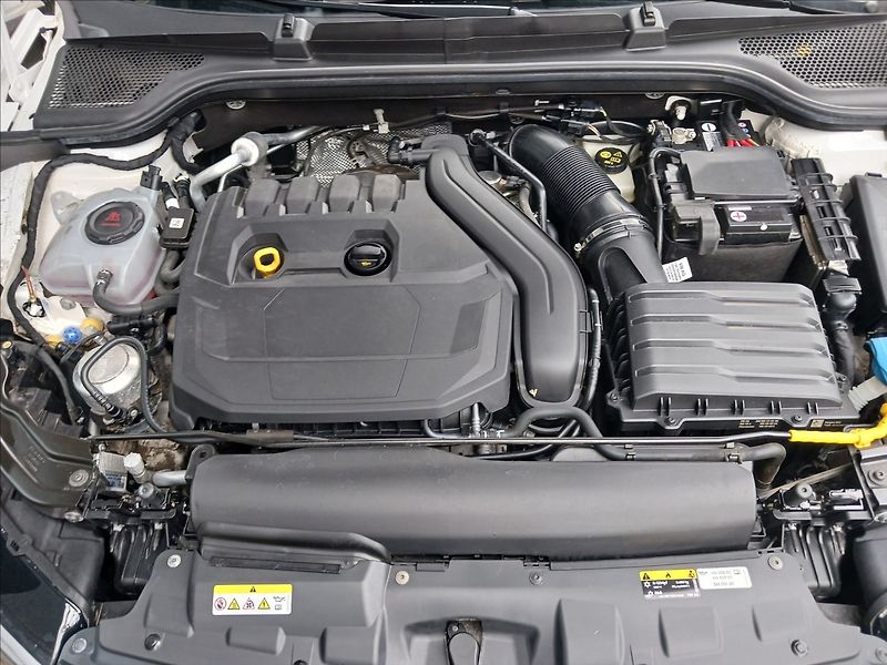 Škoda Scala 1,5 TSI 110kW DSG7, PANORAMA - fotka 24 z 24