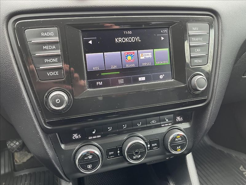 Škoda Octavia 2,0 TDi 110KW KLIMA ROZVODY - fotka 17 z 36