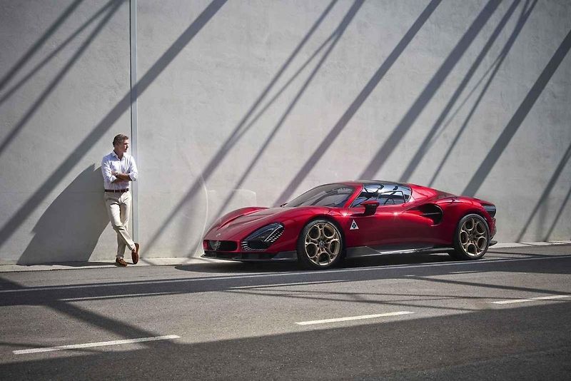 Alfa Romeo 33 Stradale