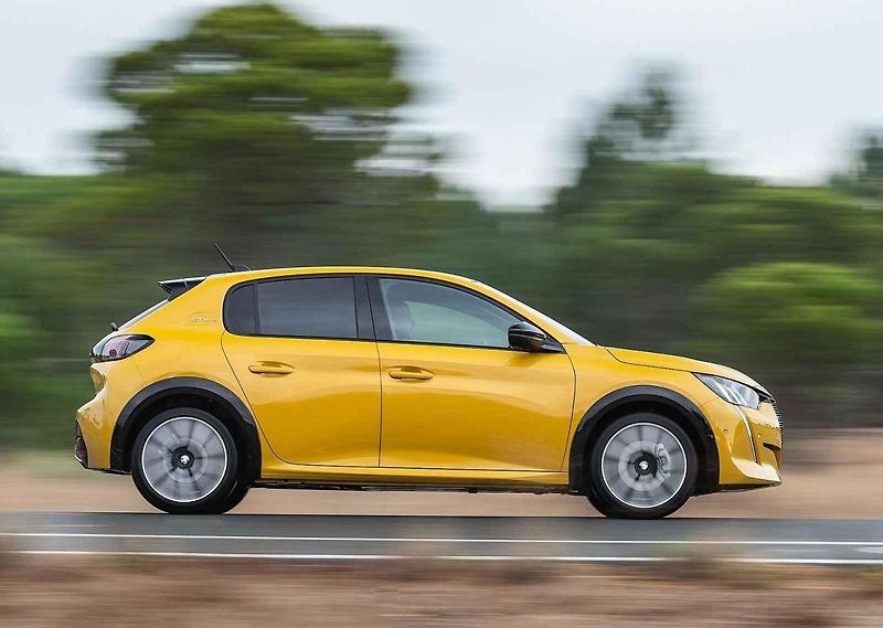 Peugeot 208 - evropské Auto roku