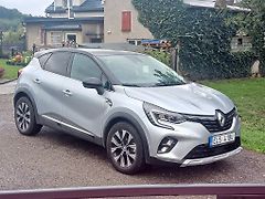 Renault Captur (2023) plug in hybrid - fotografie inzerátu