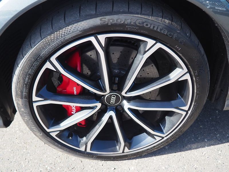 Audi RS Q3 (2020) 2.5 TFSI 294 kW, S-Tronic, CZ - fotka 8 z 38