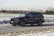 Na délku BMW X7 přesahuje 5 metrů.