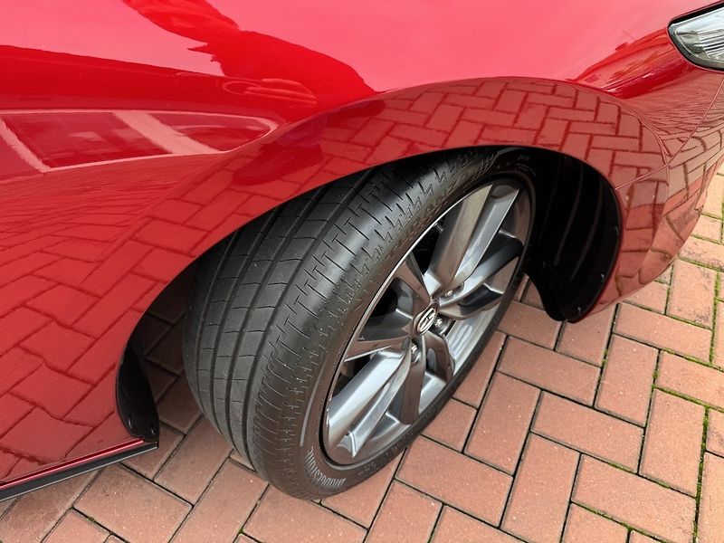 Mazda 3 (2019) 2.0i G-122 Ad.LED Bose Kamera - fotka 46 z 49