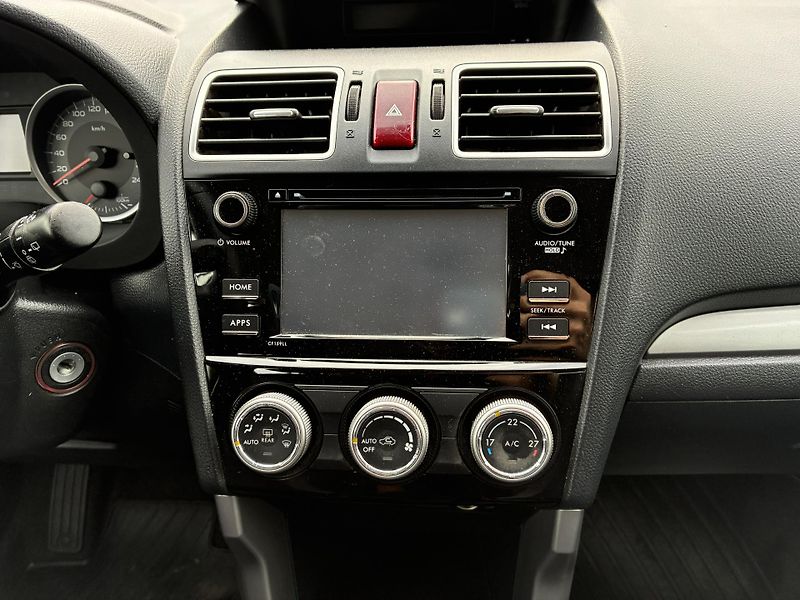 Subaru Forester (2018) 2,0i Active 6MT * ZÁRUKA * - fotka 10 z 20