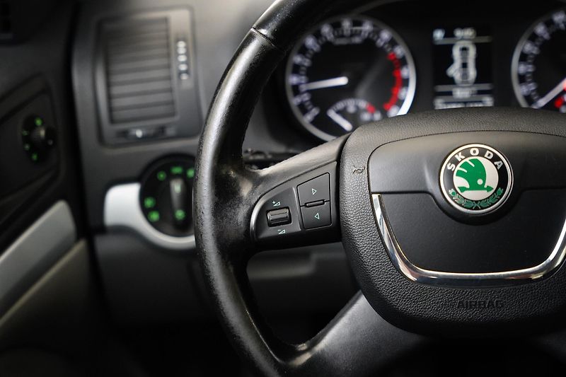 Škoda Octavia - fotka 16 z 27