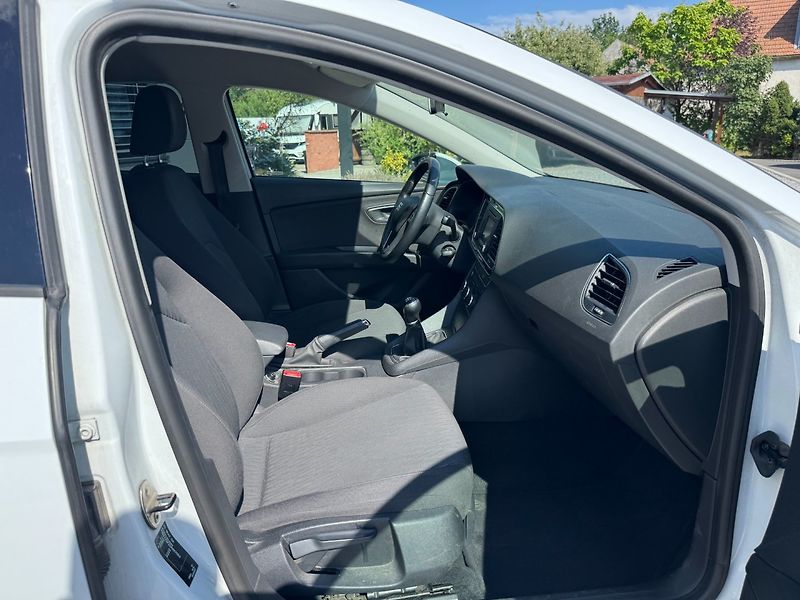 Seat Leon (2013) 1.4 TSI 90kW - fotka 27 z 44
